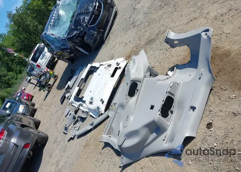 2019 Toyota Highlander Xle from USA, damaged, VIN 5TDJZRFH2KS592318